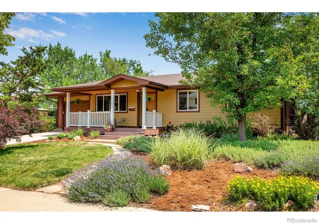 Photo 3 of Single family home for sale at 1010 Hartford Dr, Boulder, CO 80305 | MLS# IR1070031 | Listing updated on 2026-10-07