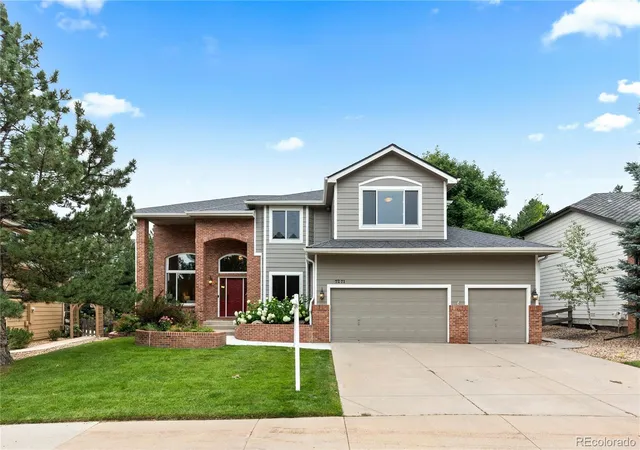 Photo 3 of Single family home for sale at 7271 Brixham Cir, Castle Pines, CO 80108 | MLS# 6422583 | Listing updated on 2026-10-05