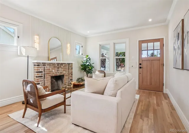 Photo 4 of Single family home for sale at 1650 S Lincoln St, Denver, CO 80210 | MLS# 2460028 | Listing updated on 2026-10-10