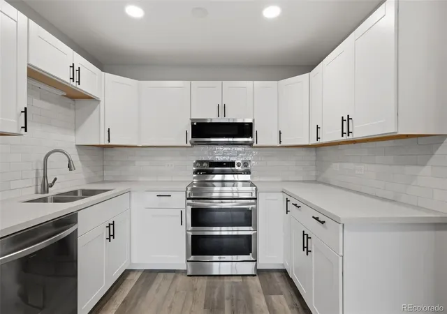 Photo 4 of Condo for sale at 495 S Dayton St #1D, Denver, CO 80247 | MLS# 6924369 | Listing updated on 2026-10-09