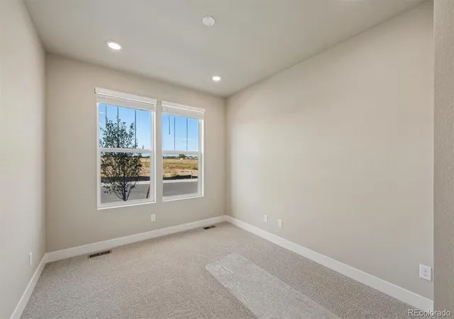Photo 3 of Single family home for sale at 2124 Silverado Ln, Fort Lupton, CO 80621 | MLS# 9491871 | Listing updated on 2026-10-09