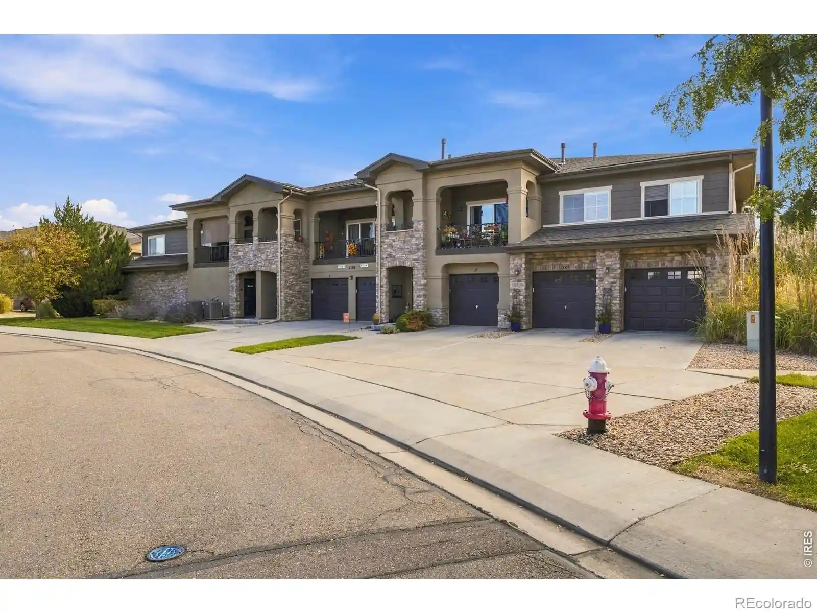 Listing Photo 2 - Condo for sale in 1108 Olympia Ave located at 1108 Olympia Ave, Longmont, CO 80504 - Unit 1108 Olympia Ave