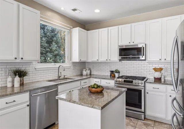 Photo 2 of Single family home for sale at 1206 S Flt Rock Cir, Aurora, CO 80018 | MLS# 3524601 | Listing updated on 2026-10-09