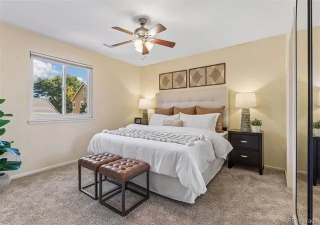 Photo 3 of Single family home for sale at 1206 S Flt Rock Cir, Aurora, CO 80018 | MLS# 3524601 | Listing updated on 2026-10-09