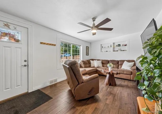 Photo 2 of Single family home for sale at 946 Raleigh St, Denver, CO 80204 | MLS# 9984103 | Listing updated on 2026-10-08