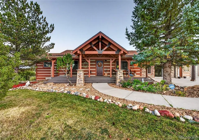 Single family home for sale at 11152 E Folsom Point Ln, Franktown, CO 80116 | MLS# 6202622