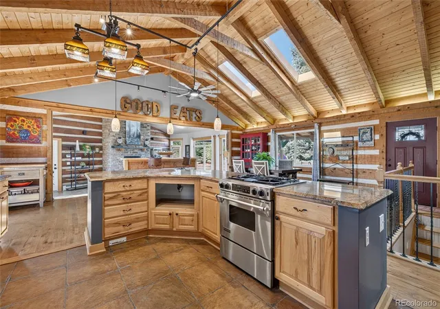 Photo 4 of Single family home for sale at 11152 E Folsom Point Ln, Franktown, CO 80116 | MLS# 6202622 | Listing updated on 2026-10-17