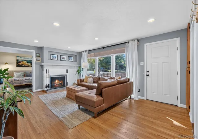 Photo 3 of Single family home for sale at 820 Kline Dr, Lakewood, CO 80215 | MLS# 4161603 | Listing updated on 2026-10-09