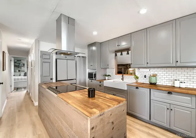 Photo 3 of Single family home for sale at 4919 County Rd 24 3/4, Longmont, CO 80504 | MLS# 1509215 | Listing updated on 2026-10-09