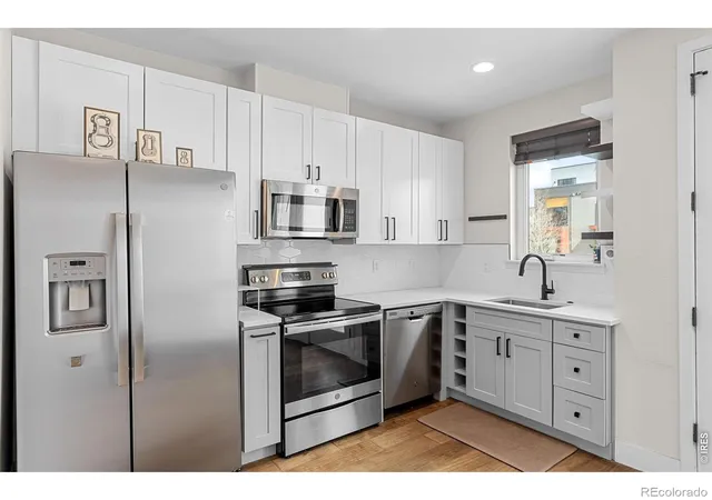 Photo 2 of Townhouse for sale at 1303 Osceola St, Denver, CO 80204 | MLS# IR1070049 | Listing updated on 2026-10-07
