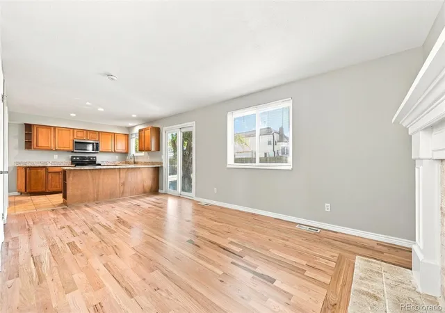 Photo 3 of Single family home for sale at 17454 E Prentice Cir, Centennial, CO 80015 | MLS# 2097572 | Listing updated on 2026-10-06