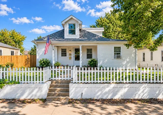 Multi family home for sale at 4022 S Acoma St, Englewood, CO 80110 | MLS# 8156592