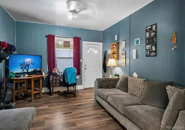 Photo 2 of House for sale at 4022 S Acoma St, Englewood, CO 80110 | MLS# 8156592 | Listing updated on 2026-10-07
