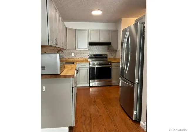 Listing Photo 4 - Condo for sale in building located at 1803 Lydia Dr, Lafayette, CO 80026 - Unit #105