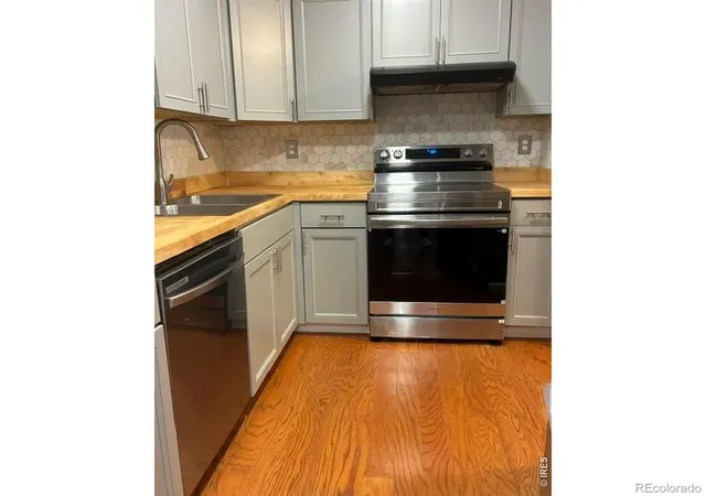 Listing Photo 5 - Condo for sale in building located at 1803 Lydia Dr, Lafayette, CO 80026 - Unit #105