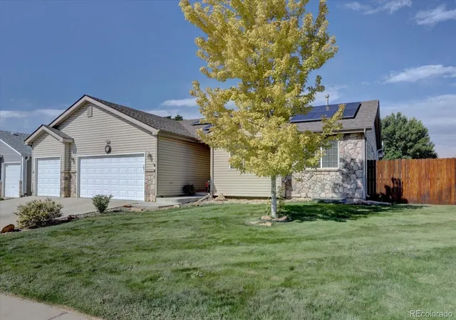 Photo 2 of Single family home for sale at 338 Hawthorne Ave, Johnstown, CO 80534 | MLS# 4554470 | Listing updated on 2026-10-07