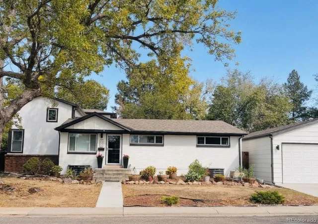 Photo 1 of Single family home for sale at 705 W Nassau Way, Englewood, CO 80110 | MLS# 7213957 | Listing updated on 2026-10-27
