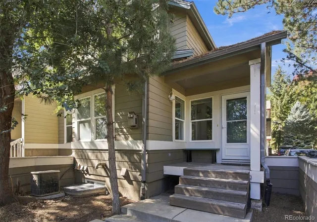 Photo 2 of Townhouse for sale at 2067 N Fork Dr, Lafayette, CO 80026 | MLS# 7841066 | Listing updated on 2026-10-07