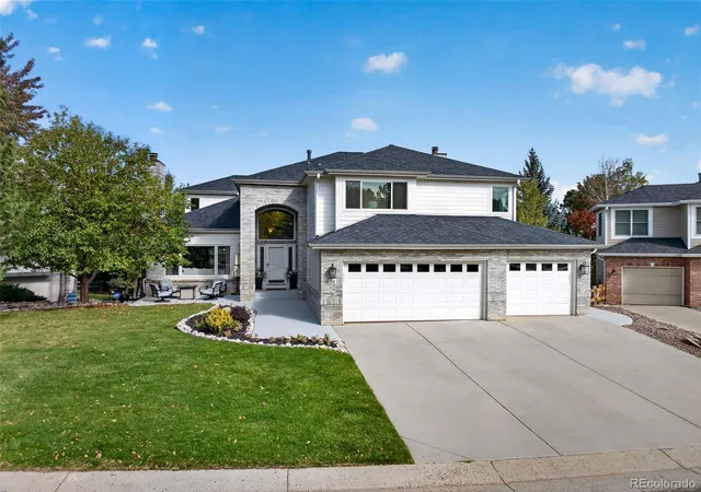 Photo 1 of Single family home for sale at 26 Desert Willow Ln, Littleton, CO 80127 | MLS# 3718688 | Listing updated on 2026-10-22