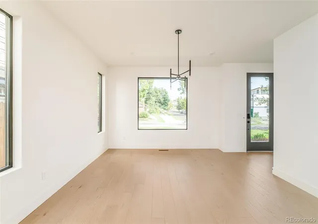 Photo 3 of Single family home for sale at 2283 S Sherman St, Denver, CO 80210 | MLS# 3261377 | Listing updated on 2026-10-06