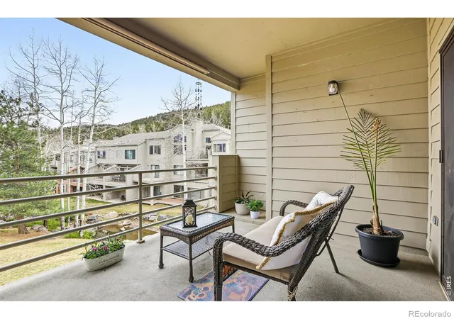 Condo for sale at 722 Ridgeside Dr, Golden, CO 80401 | MLS# IR1070070