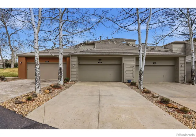 Photo 2 of Condo for sale at 722 Ridgeside Dr, Golden, CO 80401 | MLS# IR1070070 | Listing updated on 2026-10-07