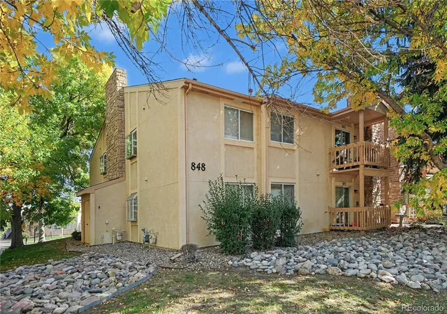 Listing Photo 4 - Condo for sale in building located at 848 Tenderfoot Hl Rd, Colorado Springs, CO 80906 - Unit #101