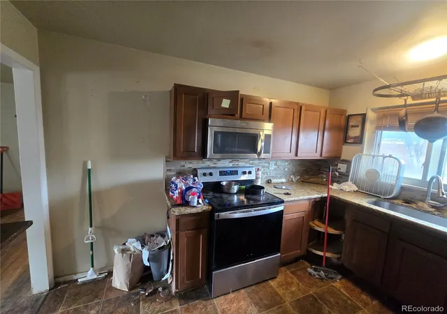 Photo 3 of Single family home for sale at 88 Doris Dr, Colorado Springs, CO 80911 | MLS# 6326373 | Listing updated on 2026-10-07