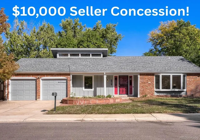 Single family home for sale at 11891 E Yale Ct, Aurora, CO 80014 | MLS# 2334946