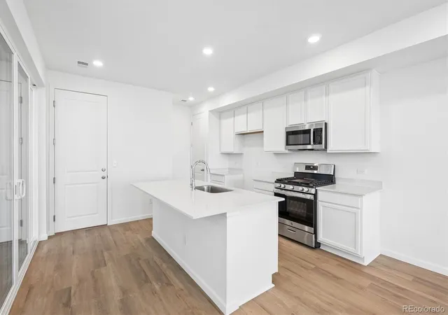 Photo 4 of Single family home for sale at 24175 E 30th Place, Aurora, CO 80019 | MLS# 2129748 | Listing updated on 2026-10-16