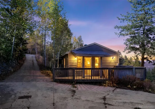 Photo 2 of Single family home for sale at 19957 Rangeview Dr, Morrison, CO 80465 | MLS# 5878469 | Listing updated on 2026-10-09