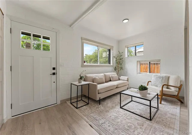 Photo 2 of Single family home for sale at 1716 Nome St, Aurora, CO 80010 | MLS# 4570114 | Listing updated on 2026-10-06