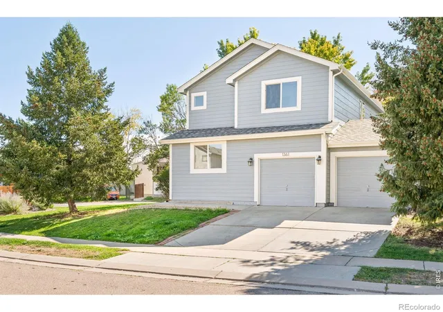 Photo 2 of Single family home for sale at 1361 Carnation Cir, Longmont, CO 80503 | MLS# IR1070085 | Listing updated on 2026-10-06