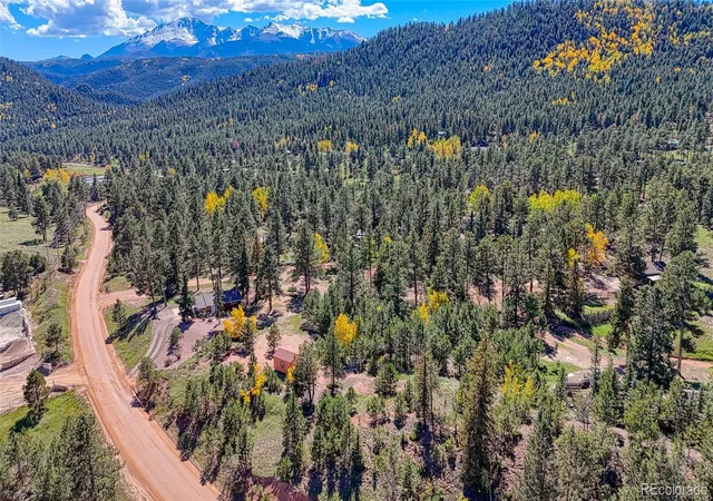 Photo 4 of Single family home for sale at 1867 Woodland Ave, Woodland Park, CO 80863 | MLS# 8321424 | Listing updated on 2026-10-10