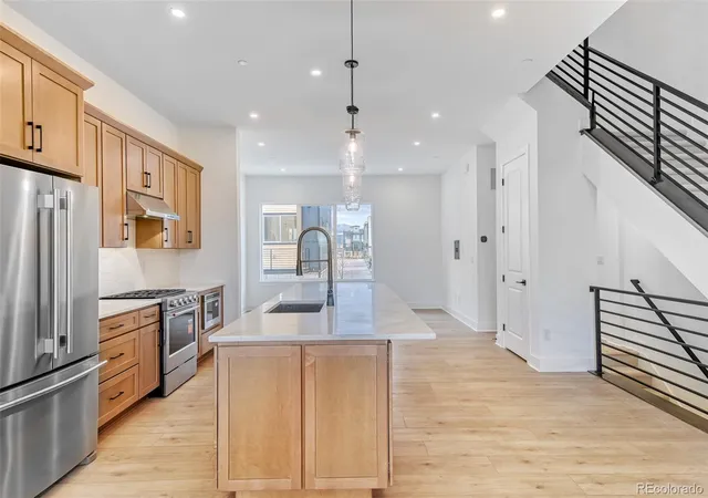 Photo 2 of Townhouse for sale at 2547 Trail Ln, Louisville, CO 80027 | MLS# 7662773 | Listing updated on 2026-10-16