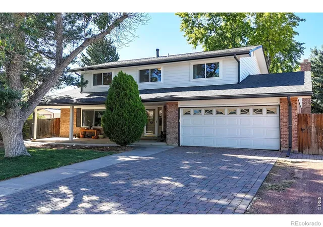 Photo 1 of Single family home for sale at 7143 S Platte Cyn Dr, Littleton, CO 80128 | MLS# IR1070089 | Listing updated on 2026-10-07