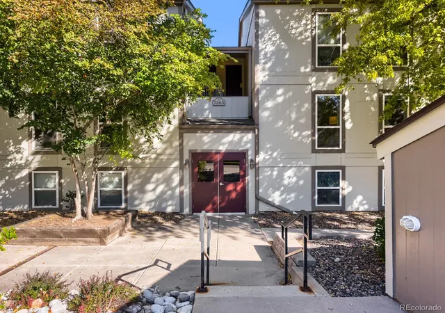 Condo for sale at 7265 S Xenia Cir #D, Centennial, CO 80112 | MLS# 2829913