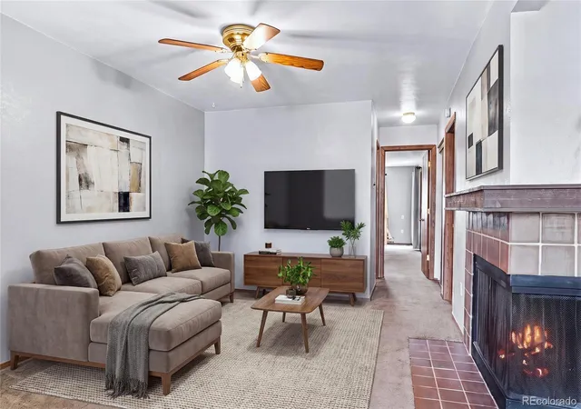 Listing Photo 4 - Condo for sale in building located at 6007 Yarrow St, Arvada, CO 80004 - Unit #H