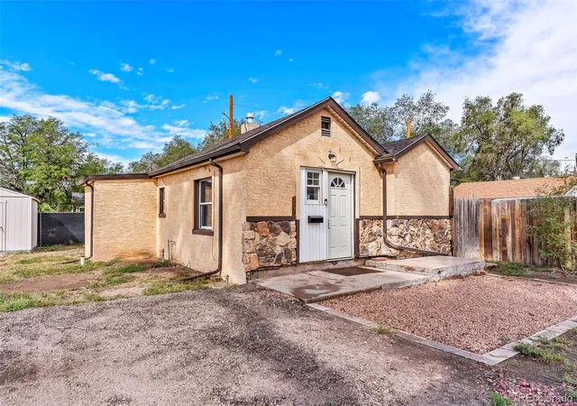 Single family home for sale at 2831 Cedar, Pueblo, CO 81004 | MLS# 4130802
