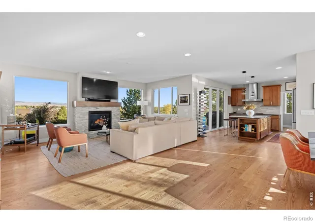Photo 3 of Single family home for sale at 6693 Bean Mountain Ln, Boulder, CO 80301 | MLS# IR1070094 | Listing updated on 2026-10-09