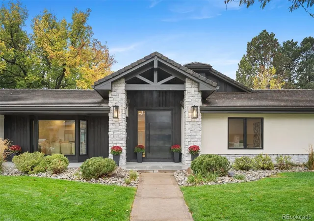 Photo 1 of Single family home for sale at 26 Wedge Way, Littleton, CO 80123 | MLS# 7867130 | Listing updated on 2026-10-17