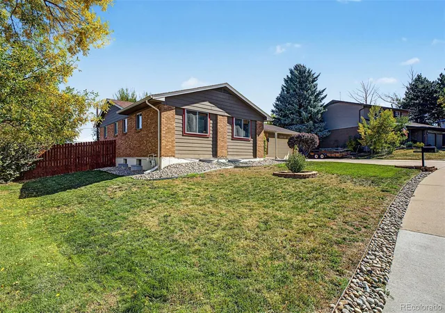 Photo 4 of Single family home for sale at 10518 Varese Ln, Northglenn, CO 80234 | MLS# 5222133 | Listing updated on 2026-10-09