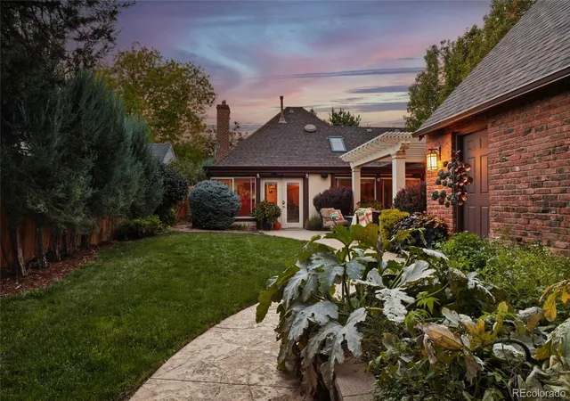 Photo 3 of Single family home for sale at 1116 S Milwaukee St, Denver, CO 80210 | MLS# 5006879 | Listing updated on 2026-10-10