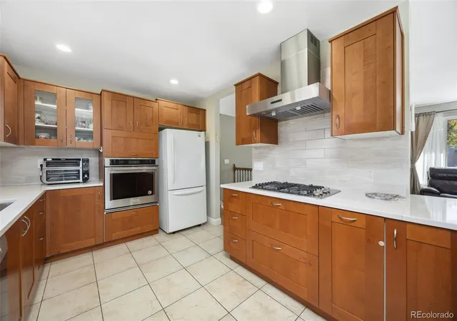 Photo 4 of Single family home for sale at 7423 E Costilla Blvd, Centennial, CO 80112 | MLS# 9699808 | Listing updated on 2026-10-09