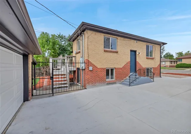 Photo 2 of House for sale at 4823-4825 Eaton St, Denver, CO 80212 | MLS# 5986222 | Listing updated on 2026-10-11