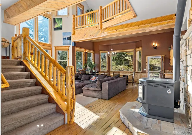 Photo 4 of Single family home for sale at 225 Solitude Ct, Glen Haven, CO 80532 | MLS# IR1070098 | Listing updated on 2026-10-08