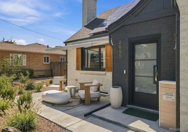 Photo 3 of Single family home for sale at 2655 N Locust St, Denver, CO 80207 | MLS# 7287429 | Listing updated on 2026-10-18