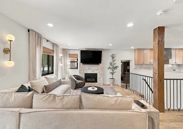 Photo 4 of Single family home for sale at 2655 N Locust St, Denver, CO 80207 | MLS# 7287429 | Listing updated on 2026-10-18