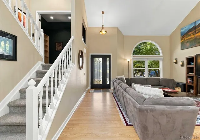 Photo 3 of Single family home for sale at 24 Mesa Oak, Littleton, CO 80127 | MLS# 1787316 | Listing updated on 2026-10-08