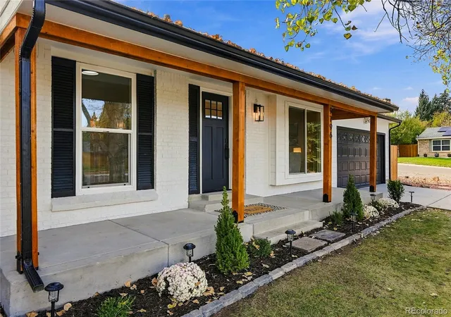 Photo 4 of Single family home for sale at 9796 W Morraine Ave, Littleton, CO 80127 | MLS# 3879965 | Listing updated on 2026-10-22